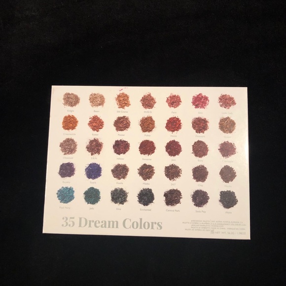 SOLD Jaclyn Hill Palette - Picture 2 of 4